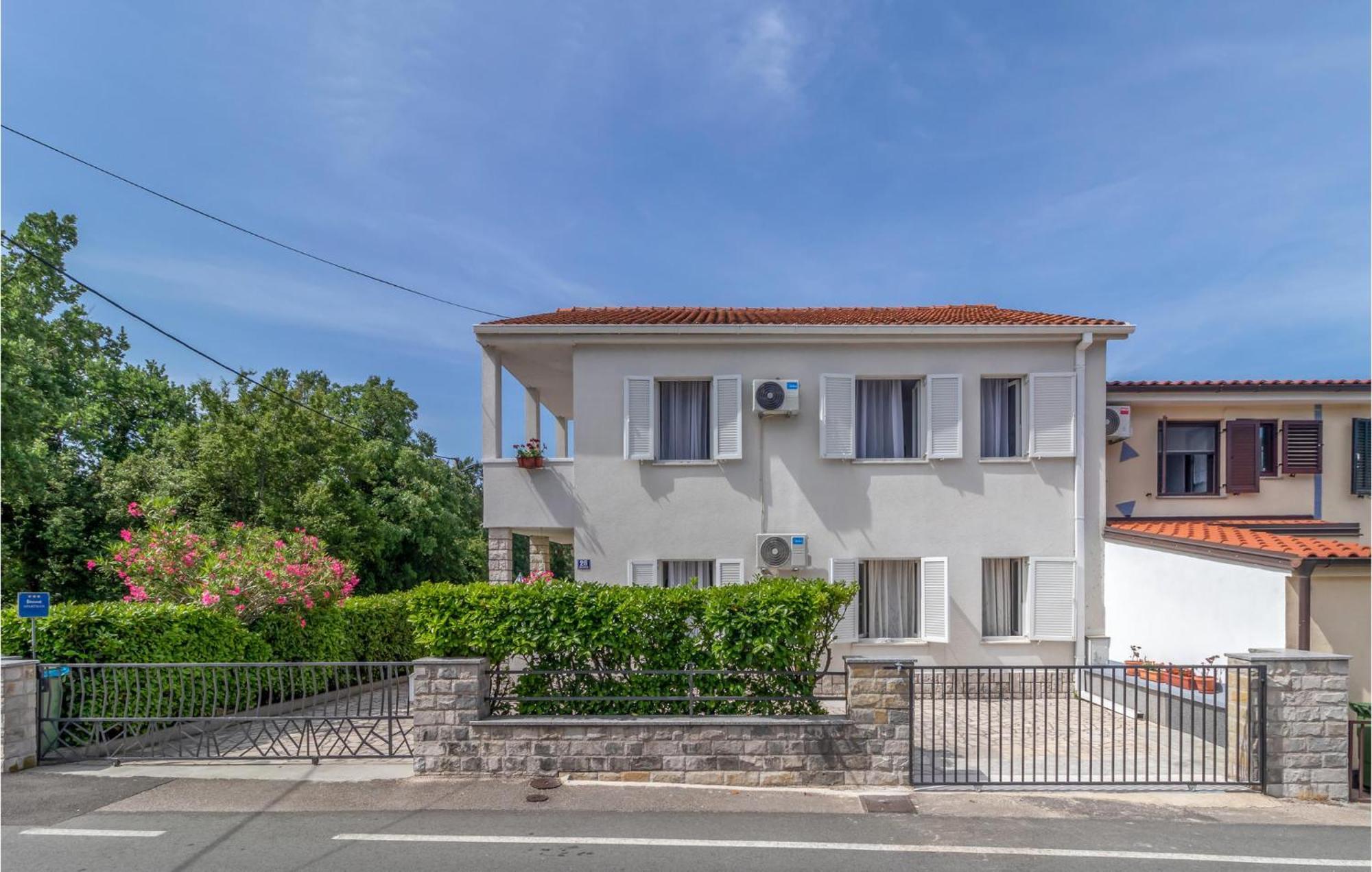 Nice Apartment In Jadranovo With Wifi Exterior foto